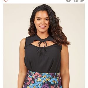 ModCloth Ruffled Cutout Sleeveless Top in 1X